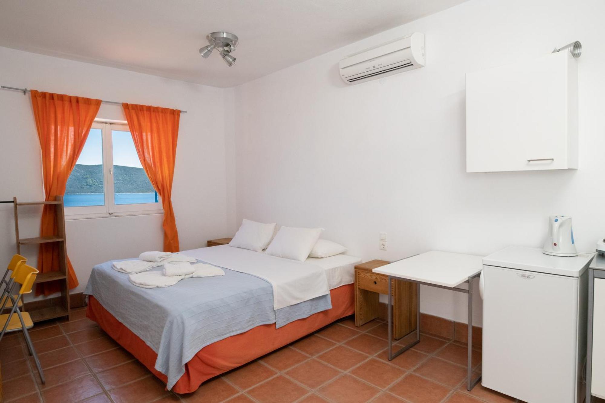 Elea Villas Steni Vala Alonissos Bagian luar foto